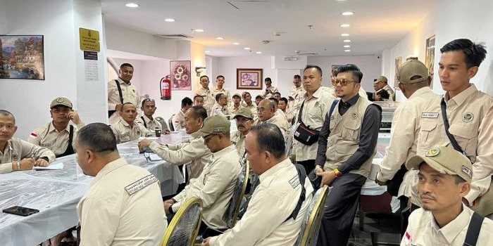 jelang-operasional-haji-2026-petugas-di-bandara-madinah-diminta-utamakan-layanan-humanis