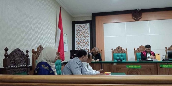 Suasana sidang sengketa di PN Sidoarjo.