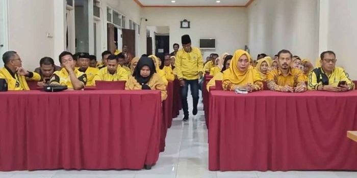 Para bakal calon Ketua DPD Golkar Gresik periode 2025-2030 saat mengikuti paparan visi dan misi, beberapa waktu lalu. Foto: Ist
