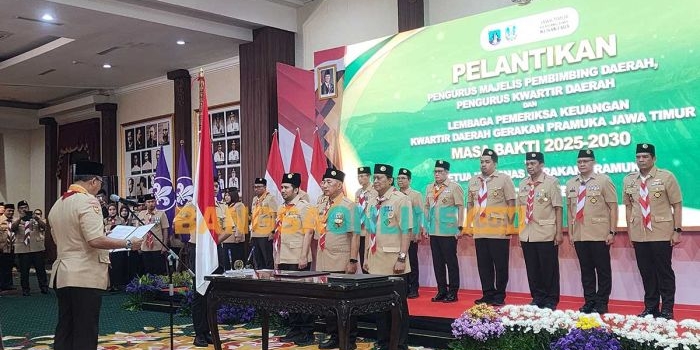 lantik-pengurus-pramuka-jawa-timur-budi-waseso-dorong-swasembada-pangan
