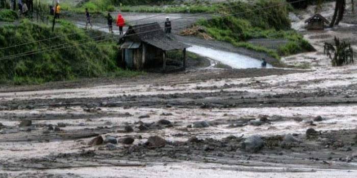 Banjir lahar dingin. foto: ilustrasi