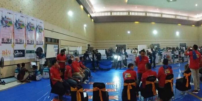 Suasana di Koi Show Jember.