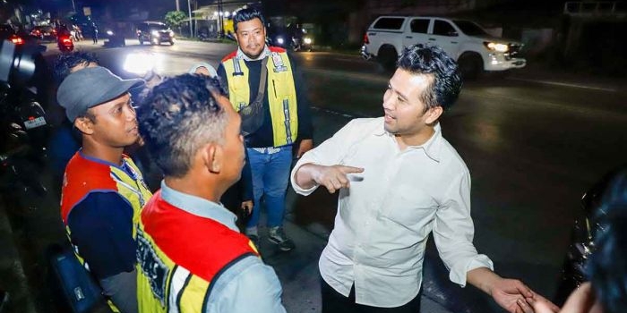 respons-aduan-masyarakat-emil-dardak-tinjau-kondisi-jalan-nasional-dan-kesiapan-jlu-di-lamongan