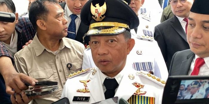 Mendagri, Tito Karnavian usai upacara peringatan Hari Otoda di Balai Kota Surabaya, Kamis (25/4/2024). 