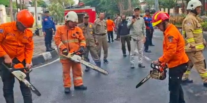 antisipasi-cuaca-ekstrem-pemkot-surabaya-gelar-simulasi-penanganan-kedaruratan-di-26-titik