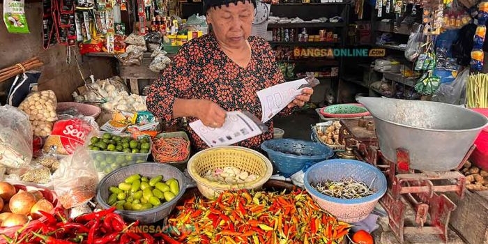 fluktuasi-harga-sembako-jatim-hari-ini-cabai-rawit-naik-lagi