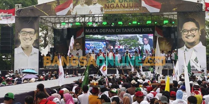 Kampanye akbar yang digelar pasangan calon no 1, Muhammad Muhibbin dan Aushaf Fajr di GOR Bung Karno, Nganjuk. Foto: RAFLI FAJRI JULIANTO/BANGSAONLINE