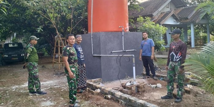 satgas-tmmd-ke-128-bangun-toren-air-warga-mojokopek-kini-nikmati-akses-air-lebih-mudah