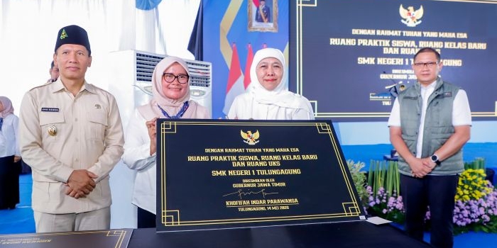 gubernur-khofifah-resmikan-revitalisasi-45-sekolah-di-tulungagung-trenggalek-dan-pacitan