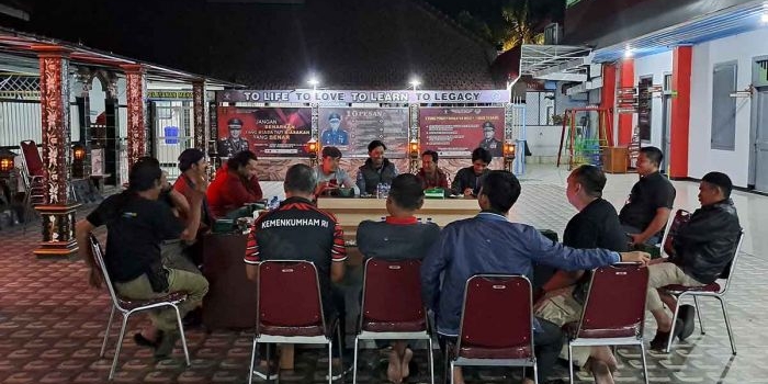 Ngopi bareng awak media di Lapas Ngawi.
