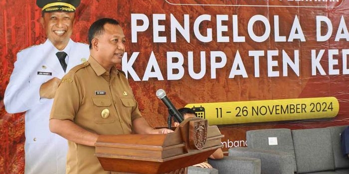 Pjs Bupati Kediri saat memberi sambutan. Foto: Ist