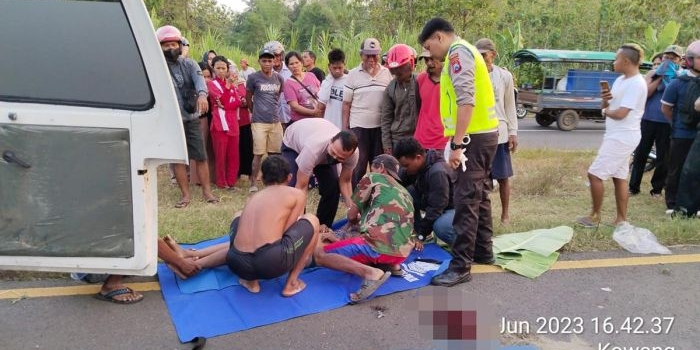 Korban meninggal saat hendak dievakuasi.