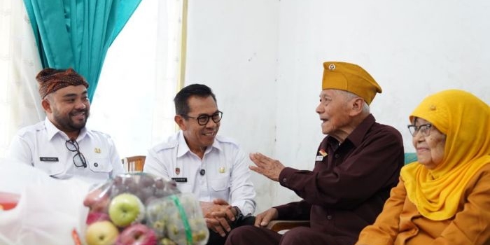 peringati-hari-veteran-nasional-2025-wali-kota-dan-wawali-batu-sambangi-veteran