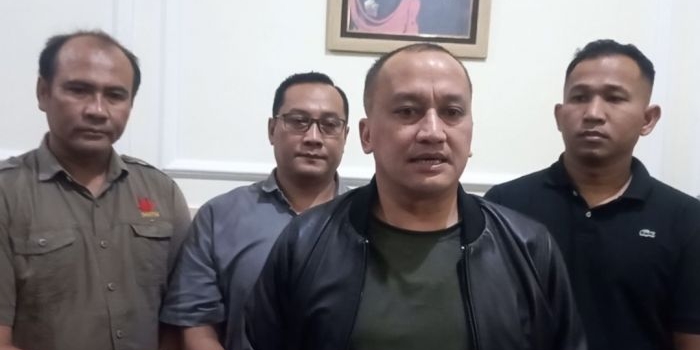 5-orang-terduga-pelaku-pencuri-kabel-senilai-miliaran-rupiah-diamankan-korem-082-mojokerto