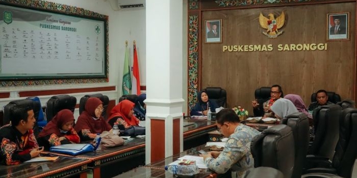 Tim Inovasi BRIDA Kabupaten Sumenep saat melakukan Monev Inovasi ke Puskesmas Saronggi