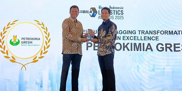 petrokimia-gresik-raih-penghargaan-warehouse-and-bagging-transfornation-for-supplay-chain-excellence