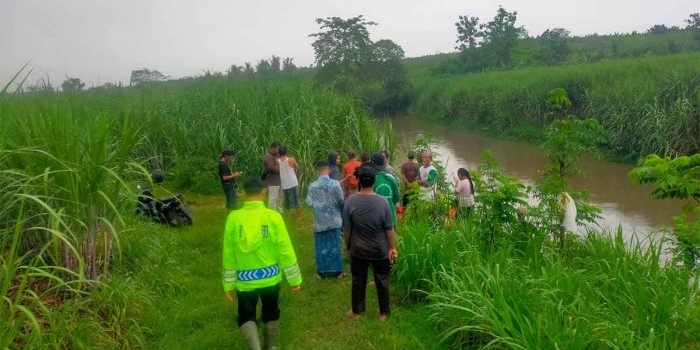 Pencarian bocah yang hanyut di Blitar.