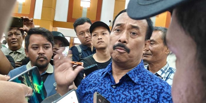 Samanhudi Anwar ketika memberi keterangan ke awak media usai terpilih sebagai Ketua KONI Kota Blitar periode 2026-2031.
