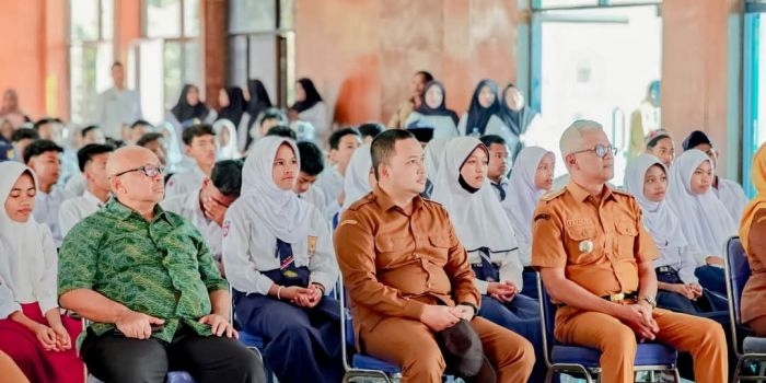 tahun-ajaran-baru-bupati-rusdi-tinjau-sekolah-rakyat-terintegrasi-3-kabupaten-pasuruan