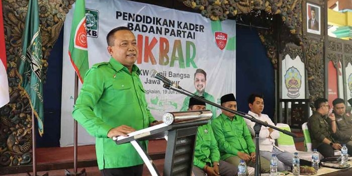 buka-acara-dikbar-ketua-dpc-pkb-bangkalan-ajak-panji-bangsa-untuk-terus-jaga-marwah-partai