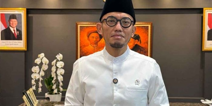 Dampak Perang di Timur Tengah: Kemenhaj Imbau Umrah Ditunda, Persiapan Haji Tetap Jalan