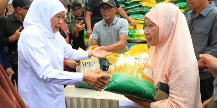 kendalikan-inflasi-di-jatim-gubernur-khofifah-gelar-pasar-murah-di-kota-pasuruan