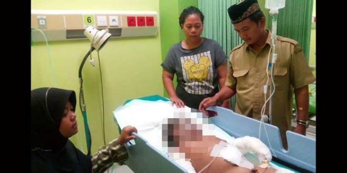 Kondisi korban saat dirawat di RS. foto: SYUHUD/ BANGSAONLINE