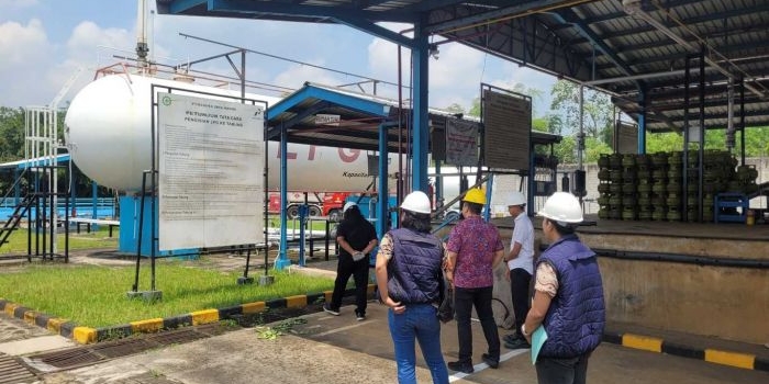 pastikan-stok-elpiji-3-kg-aman-untuk-masyarakat-polres-kediri-lakukan-sidak-spbe