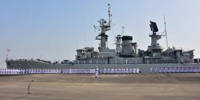 KRI Slamet Riyadi 352, salah satu kapal perang di jajaran Koarmada II yang telah memasuki tahap akhir dari masa tugasnya.