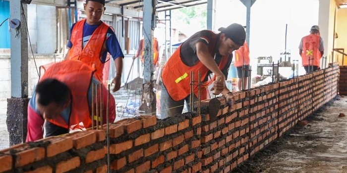 revitalisasi-dikebut-5-pasar-tradisional-surabaya-ditarget-tuntas-pertengahan-mei-2026