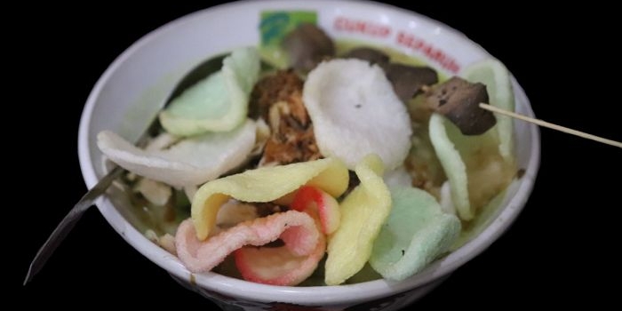 Membuat bubur ayam dengan magic com hasilnya bisa bikin enak gurih dan lunak