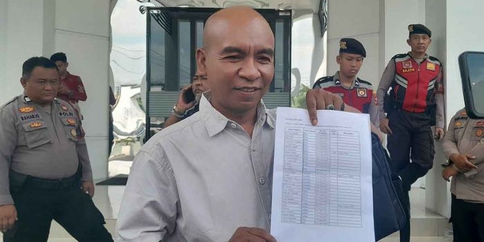 pertanyakan-keberlanjutan-kasus-pokir-dewan-gks-basra-datangi-kejari-situbondo