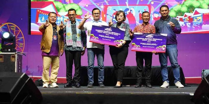 dukung-pertumbuhan-umkm-wali-kota-batu-buka-winter-night-market-tourism-dan-festival-by-bank-jatim