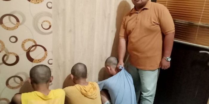 polsek-gubeng-bekuk-3-residivis-yang-curi-motor-di-pucang-jajar-surabaya