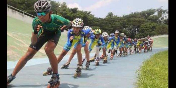 Atlet MILS berlatih di Velodrome Kota Malang