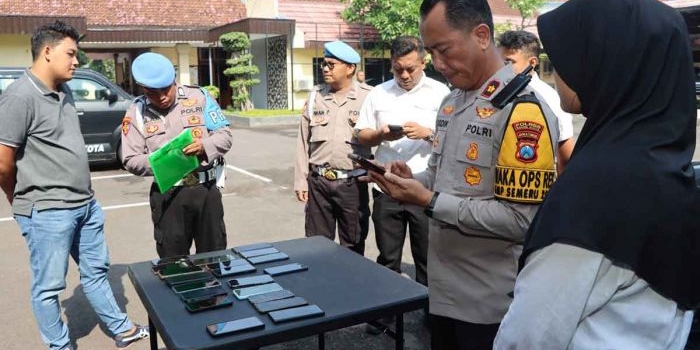 cegah-judol-ponsel-anggota-polres-kediri-kota-mendadak-diperiksa