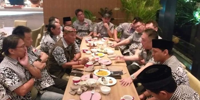 Rapat koordinasi DPP Bara Nusa di Hotel Four Point Surabaya. 