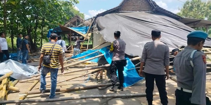 tim-gabungan-polres-magetan-bongkar-arena-judi-sabung-ayam-di-desa-setren