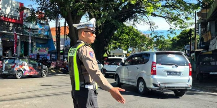 arus-lalu-lintas-di-kota-batu-ramai-lancar-saat-libur-lebaran-1447-h