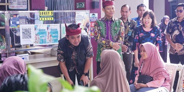 dukung-program-nasional-mas-adi-pantau-langsung-check-up-kesehatan-gratis-pegawai-pemkot-pasuruan