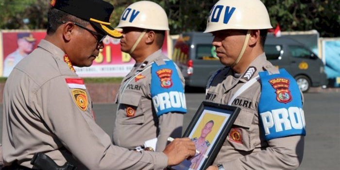 terbukti-lecehkan-siswi-smk-anggota-satlantas-polresta-kupang-kota-diberhentikan-tidak-hormat