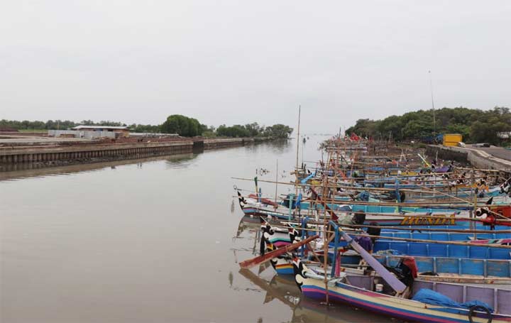 Eksotiknya muara Kali Gembong di pelabuhan. foto: dok/bangsaonline