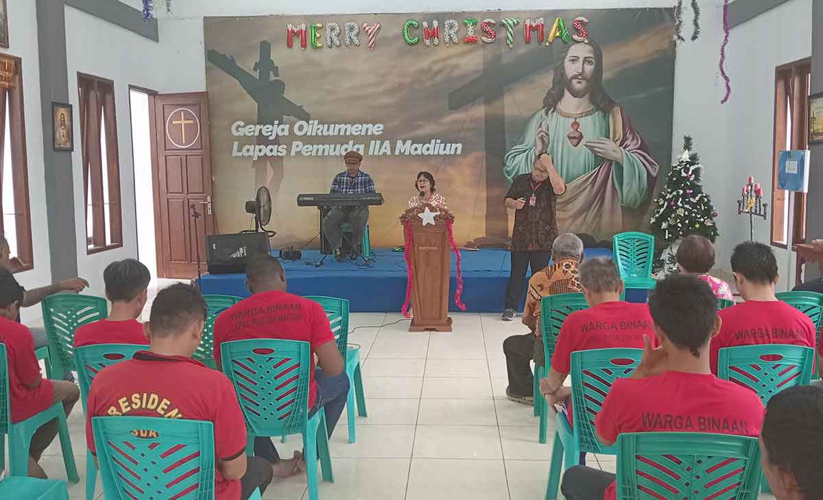 Pelayanan dari Yehezkiel Ministry di Gereja Oikumene Lasdaun.