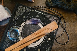 Ilustrasi ramalan zodiak terbaru