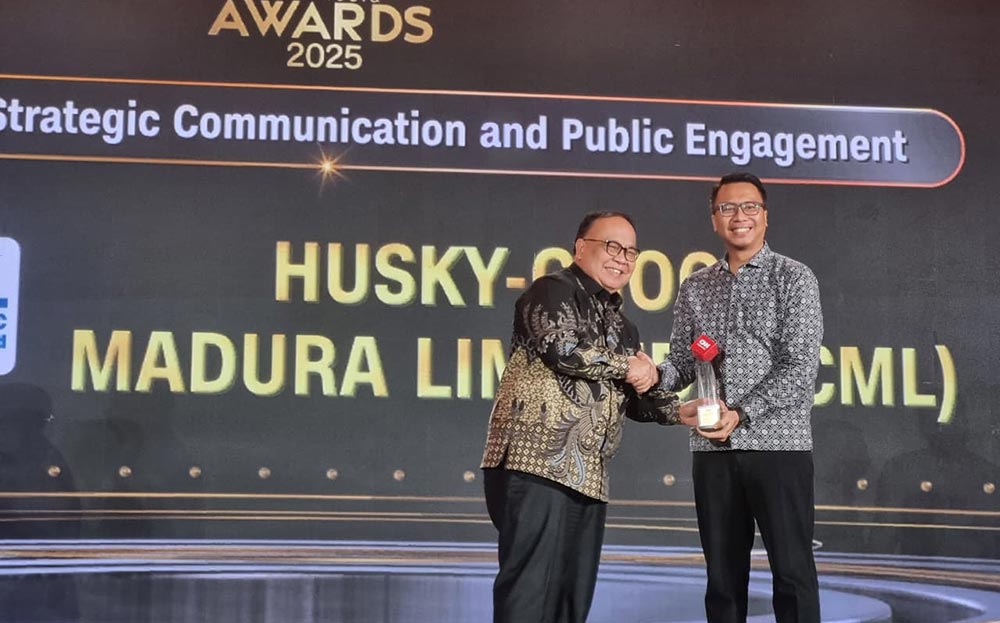 HCML Sabet "Excellence in Strategic Communication and Public Engagement" di CNN Indonesia Awards