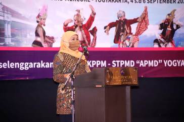 Jadi Keynote Speech Kafegama, Khofifah Ajak Bangkitkan UMKM Percepat Pemulihan Ekonomi Jatim