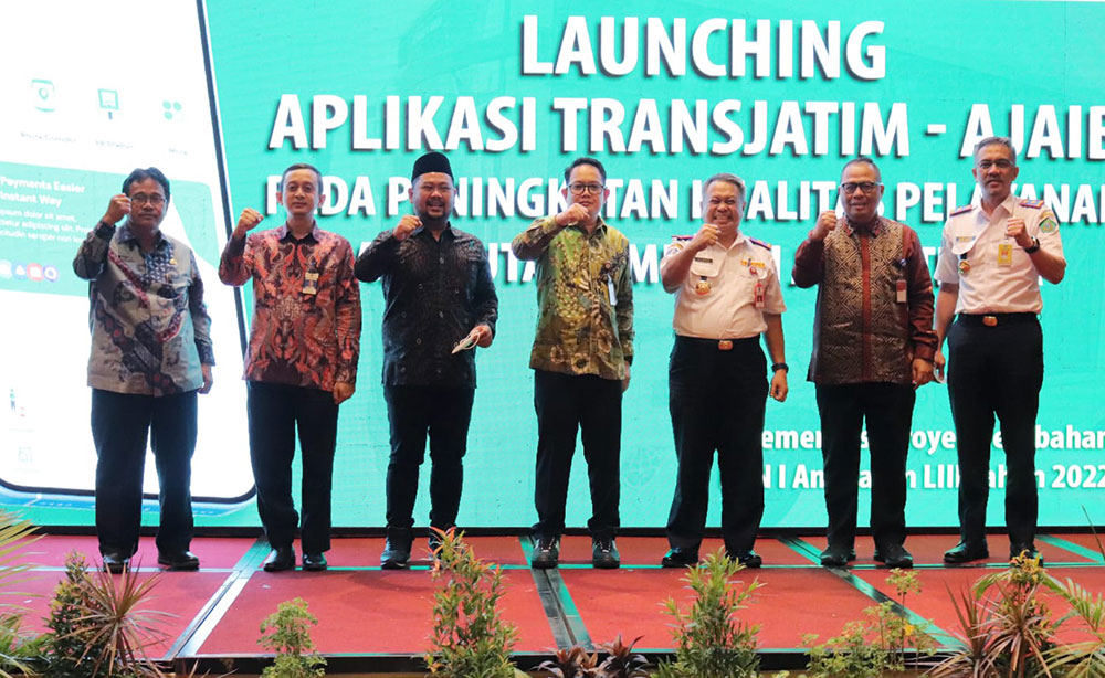 Bupati Gresik dan Sekdaprov Launching Aplikasi Trans Jatim Ajaib