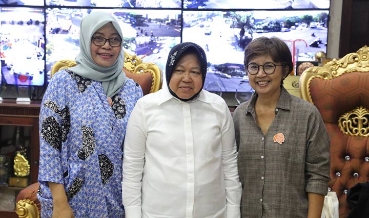 Wali Kota Risma bersama Direktur SPAK (Saya Perempuan Anti Korupsi) Indonesia.