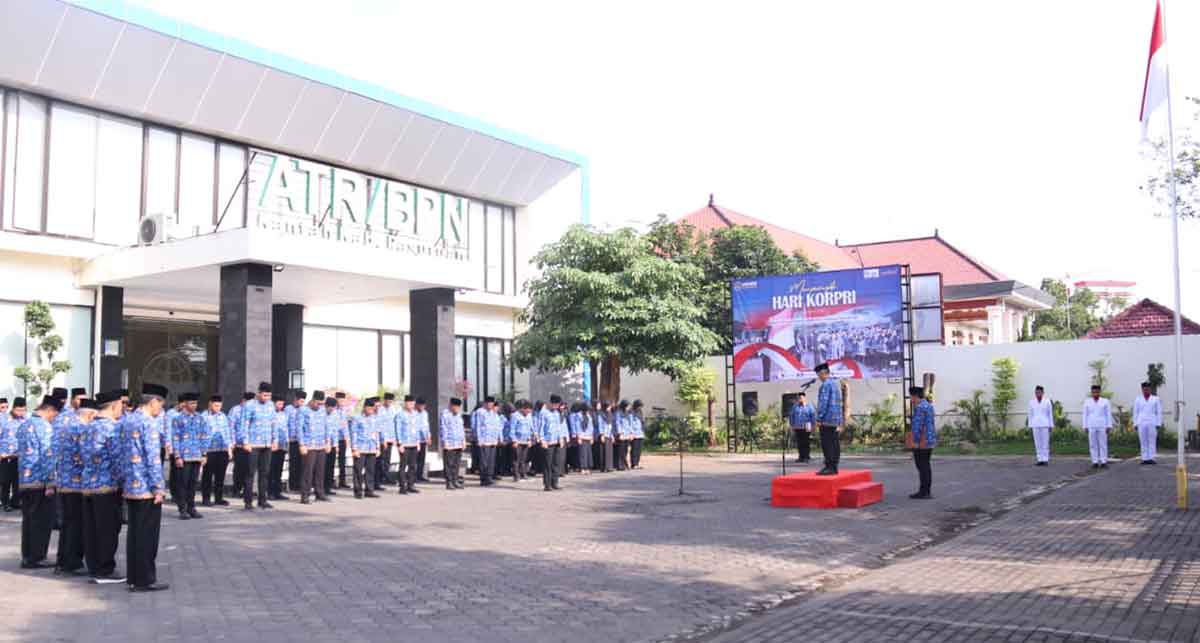 Upacara dalam rangka memperingati HUT ke-54 Korpri yang digelar Kantah Kabupaten Pasuruan.