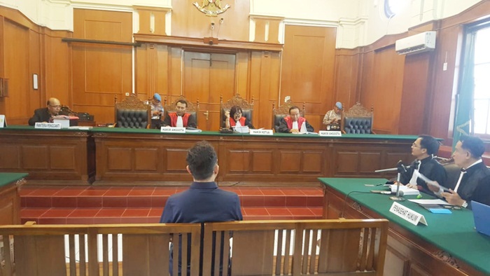 Henry J. Gunawan Bakal Serahkan Pasar Turi ke Pemkot Surabaya